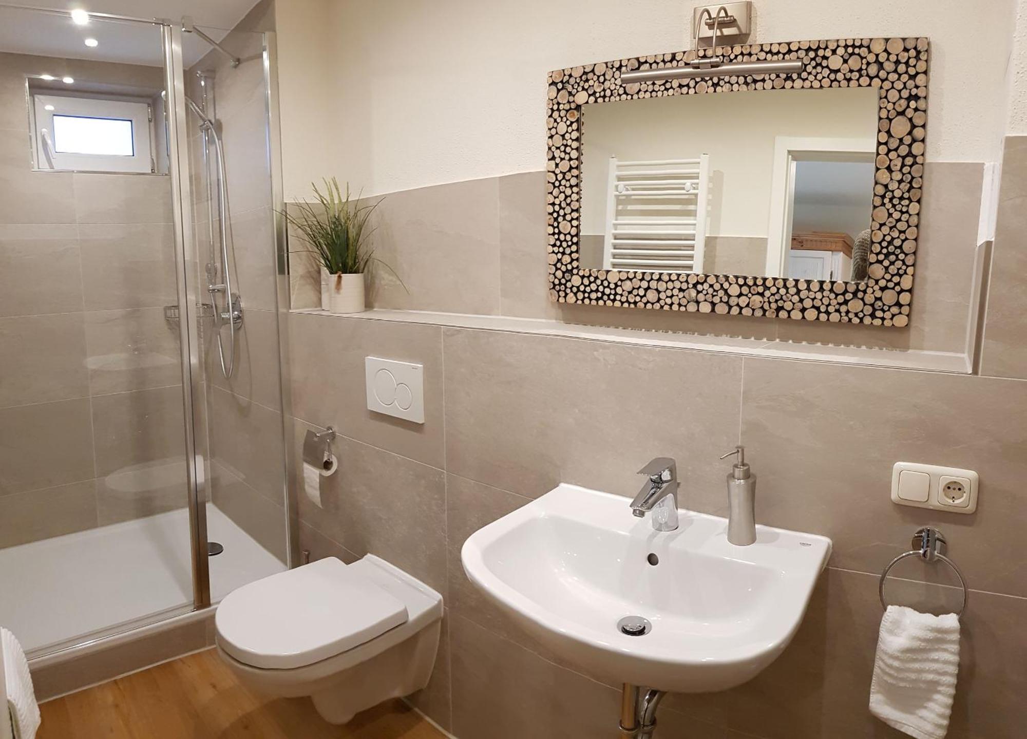 Gemuetliche Ferienwohnung Am Ortsrand Kreuzwertheim 外观 照片
